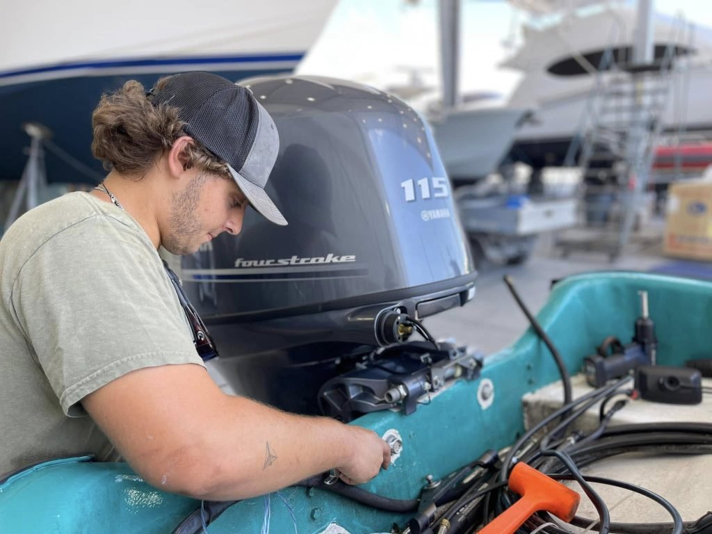 How to Install an Outboard Motor: Step-by-Step Guide