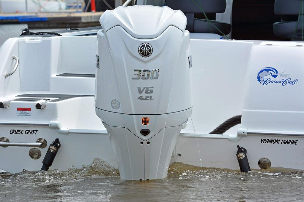 Yamaha 300HP Outboard Review: Built for Speed and Strength – Yamaha 300HP outboard for sale