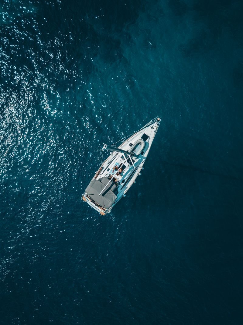 Outboard Motors Near Me: 5 Essential Things to Check Before You Buy