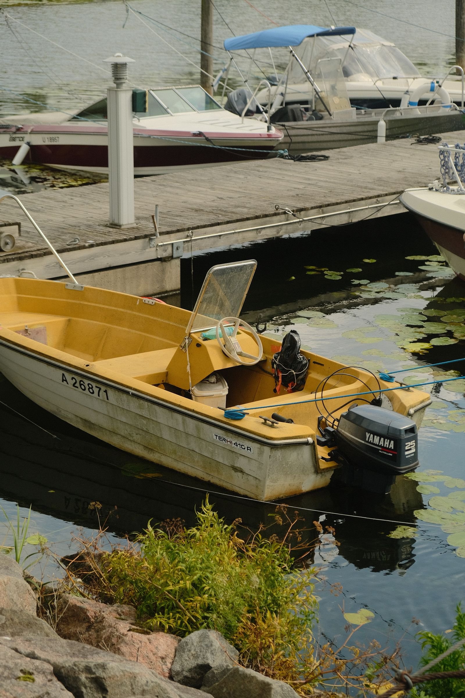 Outboard Motors for Canoes: The Complete Buying Guide