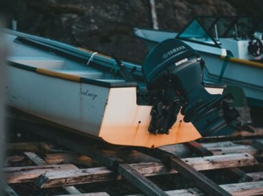 What Actually Makes a Reliable Online Boat Motor Dealer