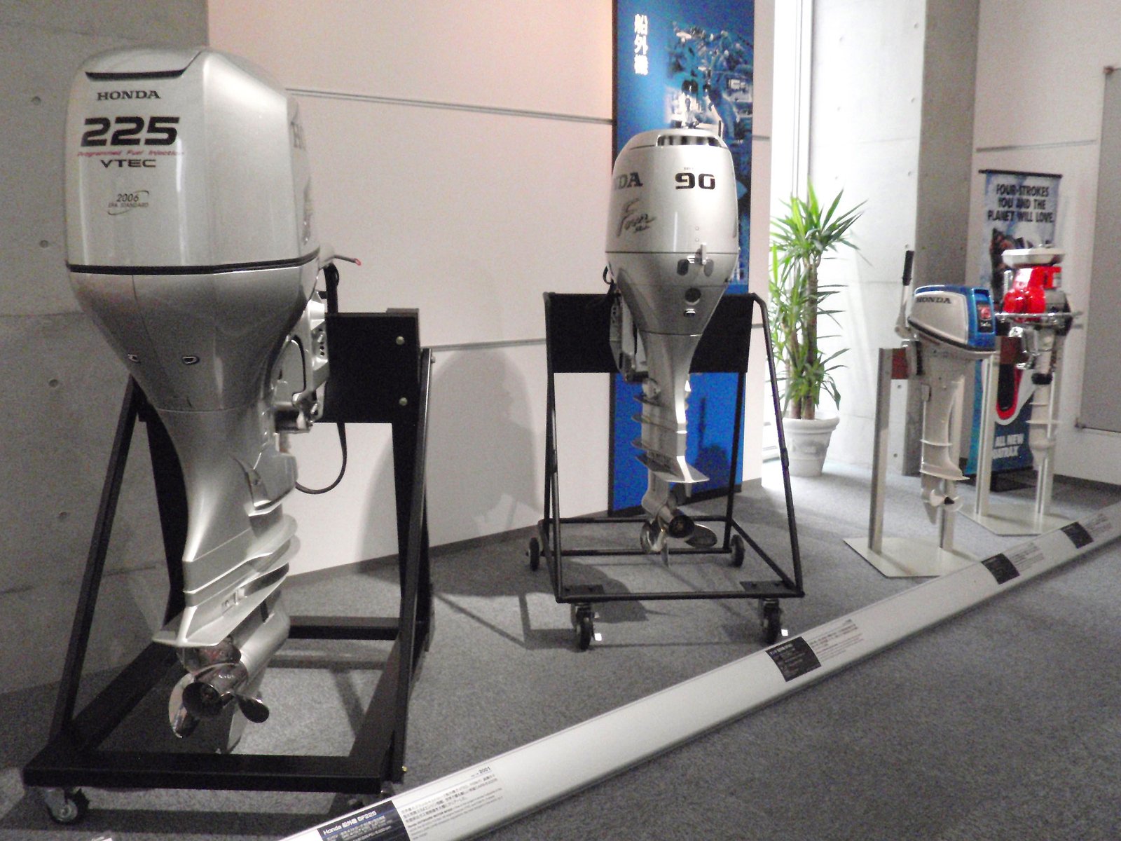 Counter Rotating Outboard Motor: 6 Key Facts Every Twin-Engine Owner Should Know