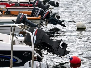 Mercury 250 HP Outboard: FourStroke vs Pro XS vs Verado, Best Prices (2026)